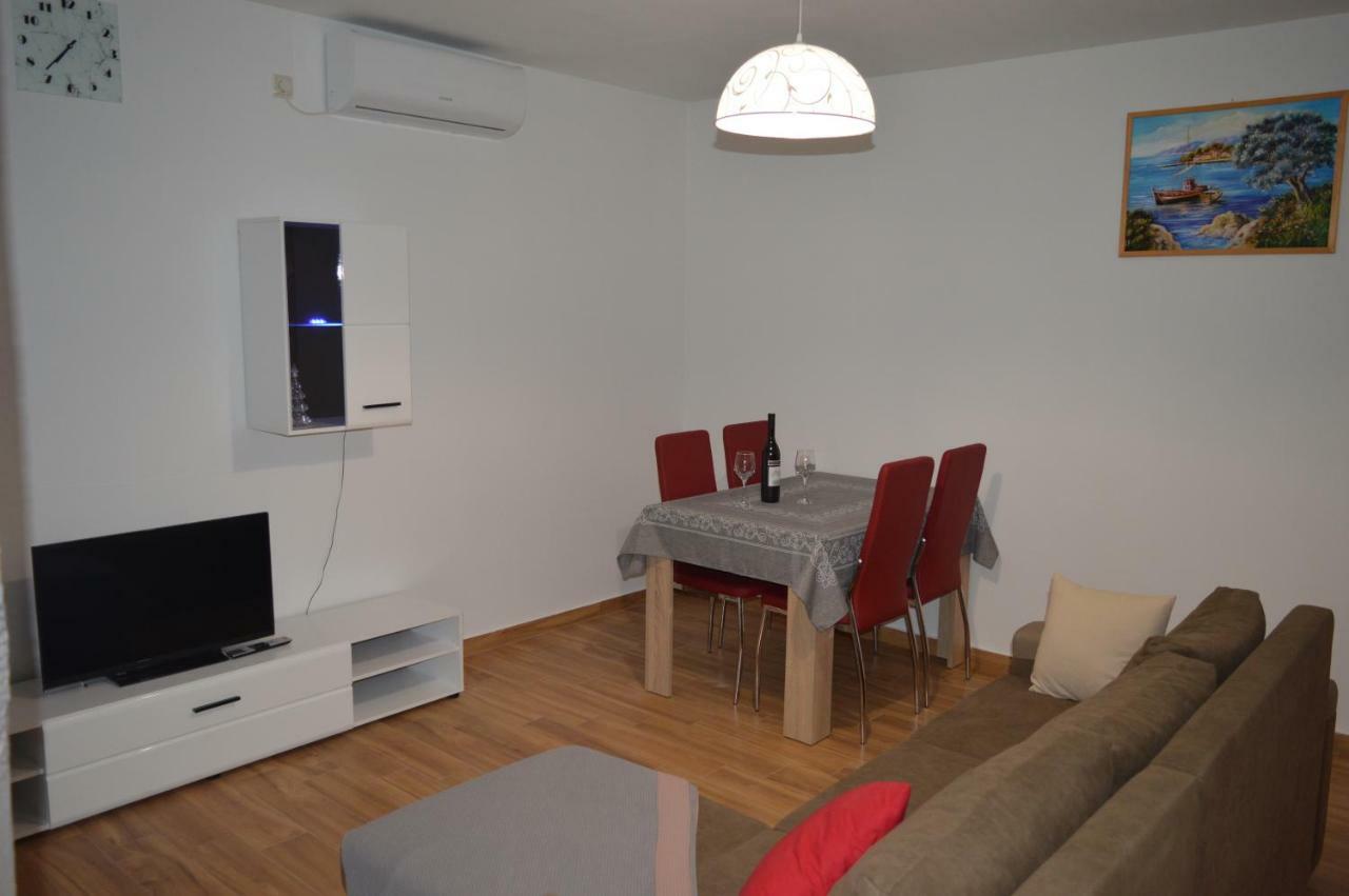 Fourm Apartment Bibinje Exterior photo