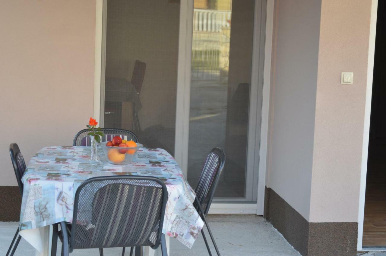 Fourm Apartment Bibinje Exterior photo